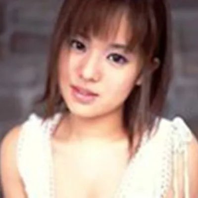 杨棋涵三围图片曝光 揭示不凡的艺术个性