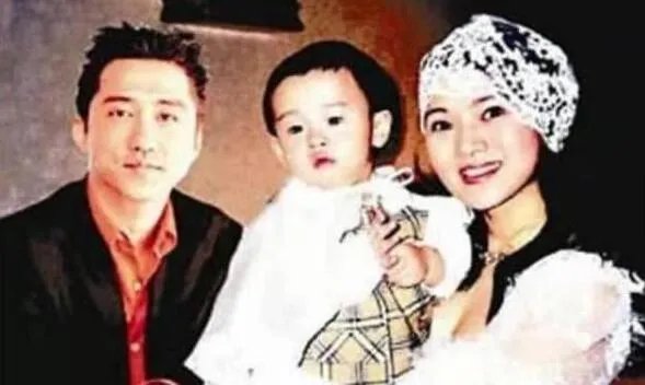 庾澄庆点赞力挺伊能静博文是怎么回事 庾澄庆为什么点赞力挺伊能静博文