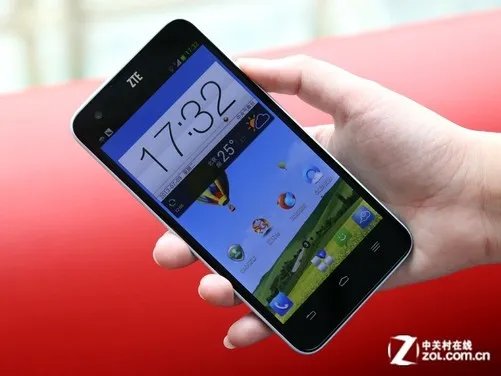 跑分超3万!Intel芯中兴GEEK V975评测