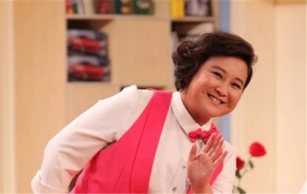 贾玲妈妈意外去世真的吗原因时间 贾玲的妈妈是谁叫什么名字照片