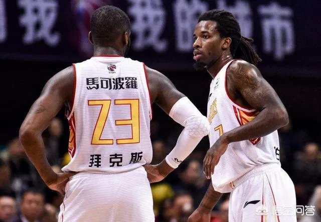 据报道，CBA联赛将在年后暂停两周，如何看待这一举措？