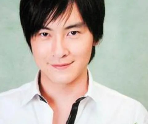 郑元畅整容对比图曝光 郑元畅整成这样的原因揭秘