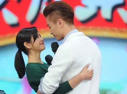 八一八：陈晓陈妍希恋情曝光 昔日合影满满的爱