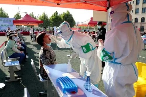 中国留学生加拿大发生聚集感染,是有人故意还是别的原因?