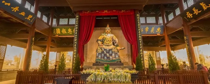 杨家将和岳飞是一个朝代的吗