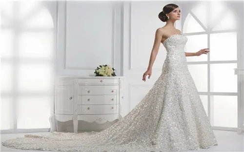 成都婚纱租赁价格一般多少   租赁婚纱要注意什么