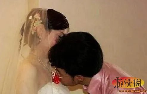 长假全球结婚热 大尺度闹洞房堪比《一路向西》