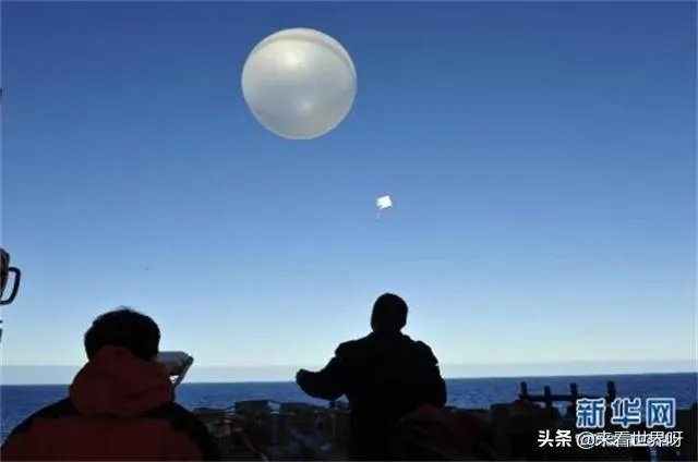 日本上空不明球体