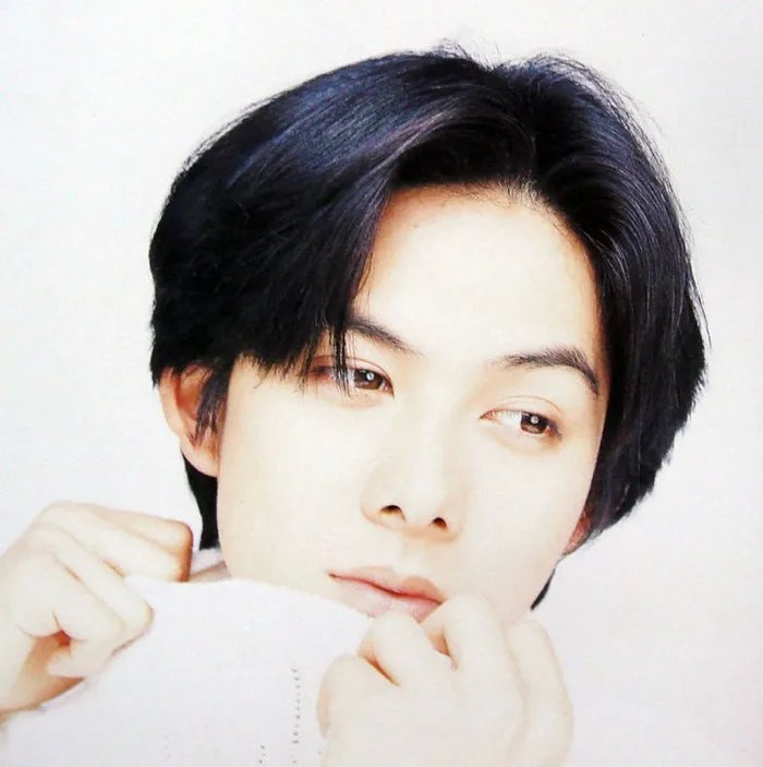 柏原崇佟丽娅亲密照流出 柏原崇是谁