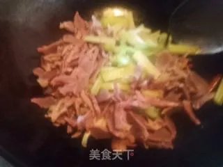 芹菜炒鸡胗