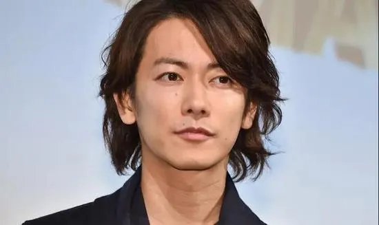 “老婆”终究还是结婚了 细数石原里美历任绯闻男友!