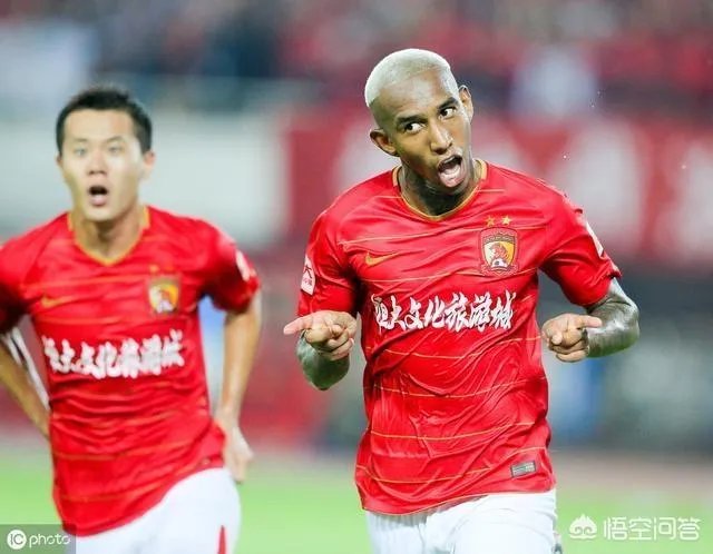 如果恒大亚冠小组出局，又中超联赛与榜首有八分之差，可能四大皆空吗？卡帅帅位还稳吗？