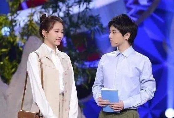 关晓彤非华晨宇不嫁是什么情况，看看关晓彤对华晨宇的评价