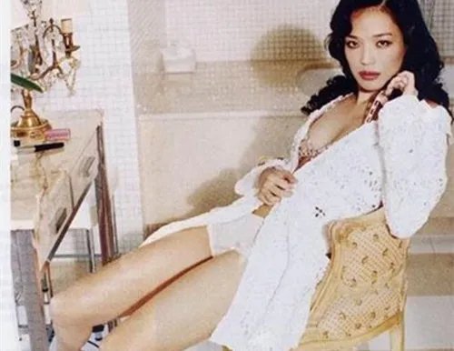 舒淇早期人体艺术写真曝光 不愿提起那段拍三级片的日子