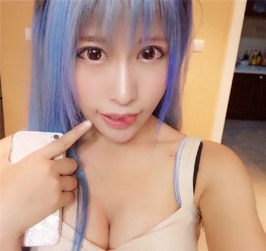 乱嗨门女主西法现状 沦落陪玩打单赚钱