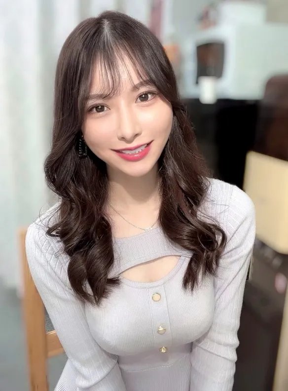 拉链一开掉出头灯！超汹涌萌妹［笹木絢乃］美图赏！