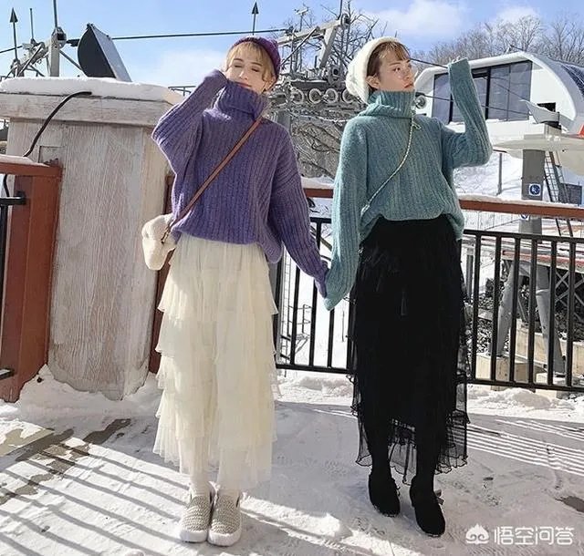 黑色纱裙怎么搭?