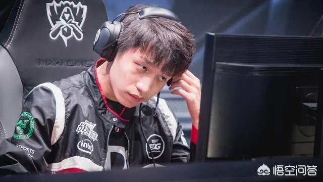 厂长微博发文暗示自己要退役，一番话让众多玩家流泪！网友：别退役啊。你怎么看？