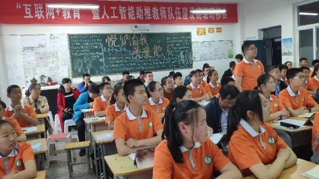 小学文化墙怎么布置？以什么为主题有特色？