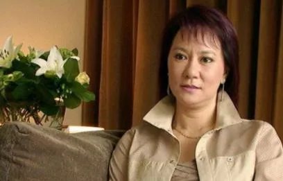 苗可秀永远不被遗忘的龙女郎:苗可秀为什么不结婚