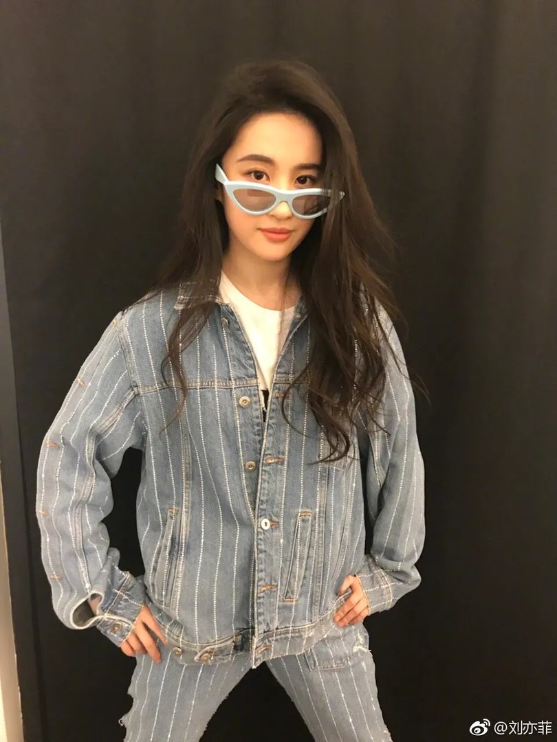 网络红人韩老板刘亦菲 刘亦菲为什么是美国国籍