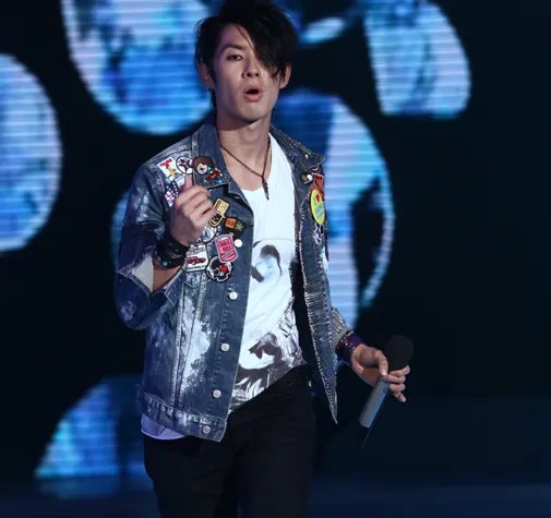 曝吴建豪快乐大本营图片 品味F4男神的成长经历