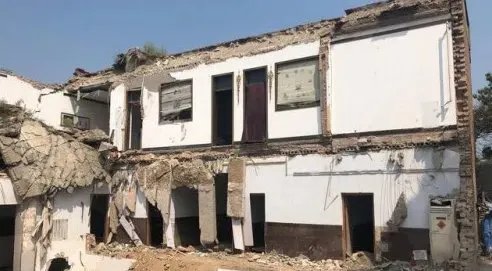 山西倒塌饭店过寿老人说本不想办，那为什么又办了呢？