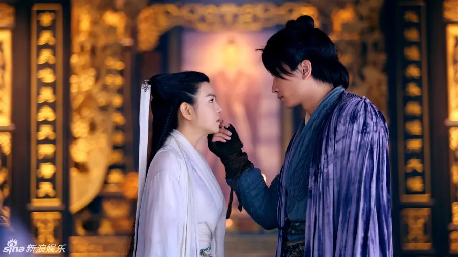 八一八：陈晓陈妍希恋情曝光 昔日合影满满的爱