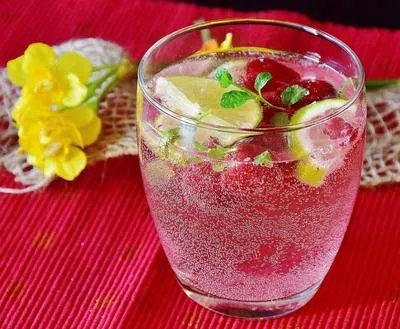 用水漾透明质酸原液有什么功效