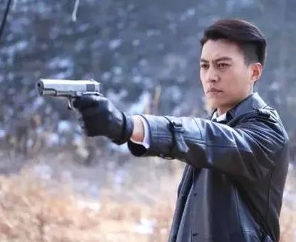 承德荣石的历史原型