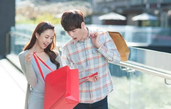 三地推行周末2.5天假是怎么回事 三地推行周末2.5天假为什么