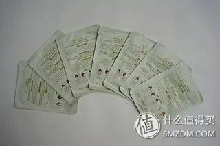 多角度评测Jplus 静佳 4D玫瑰水凝保湿面膜