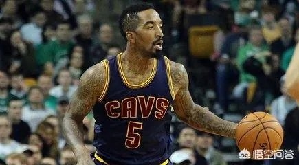 J.R史密斯的J.R是什么意思?