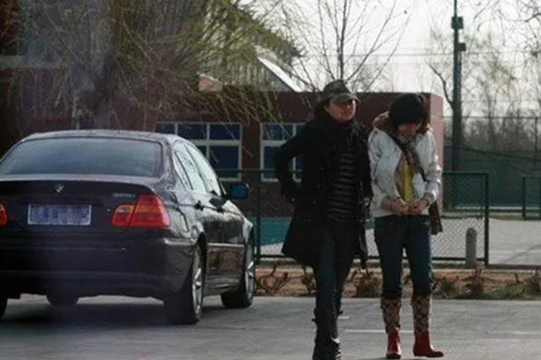 黄健翔老婆孙颖照片曝光  揭秘其与娇妻离婚真相