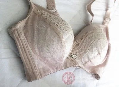 女人丰胸的方法