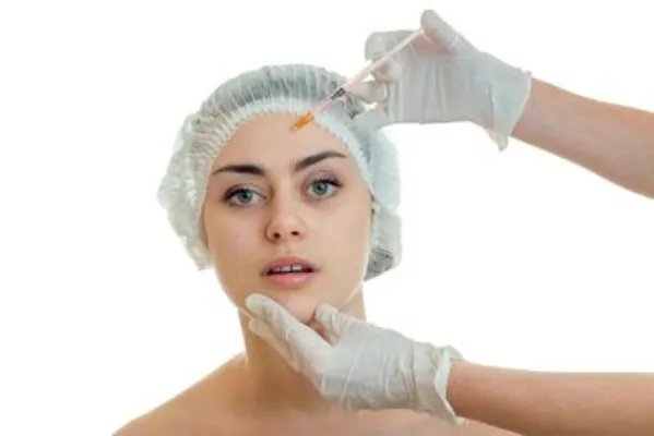 玻尿酸注射除皱好吗 玻尿酸注射除皱优缺点需清楚