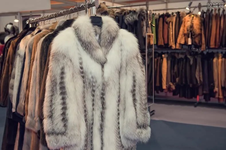 服装行业全年蒸发4000亿 为什么损失这么大？