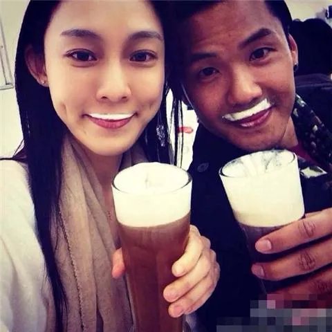 范玮琪和黑人结婚被指形婚 “黑白配”恋爱长跑15年