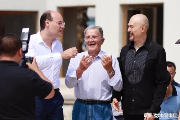 徐锦江真的是唐杰忠的徒弟吗？