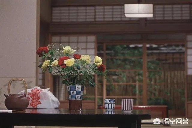 如何评价电影《彼岸花》？