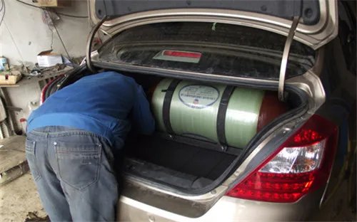 汽车改装天然气好吗 汽车改装天然气的优缺点