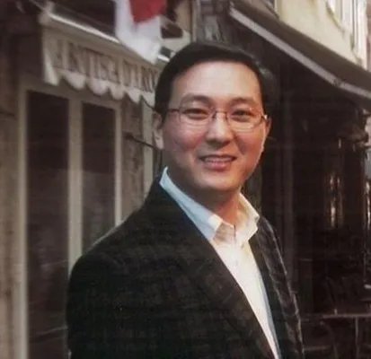 曝董卿的老公黄辉简介 密春雷简历个人资料