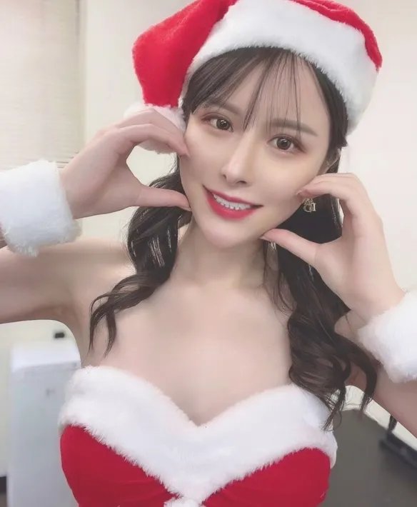 拉链一开掉出头灯！超汹涌萌妹［笹木絢乃］美图赏！