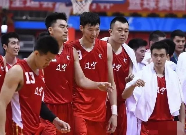 宣布退出2021-2022赛季CBA联赛，周琦加盟辽篮可能性有多大？