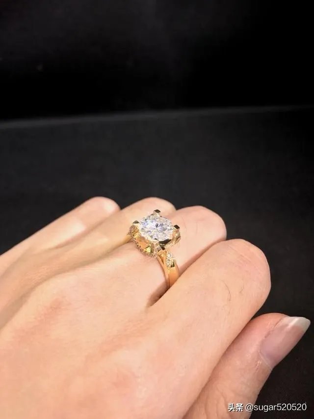 经典时尚钻戒有哪些?哪些款式令人心动不已?