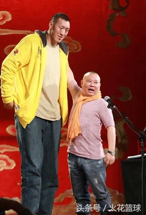 孙明明和姚明哪个高