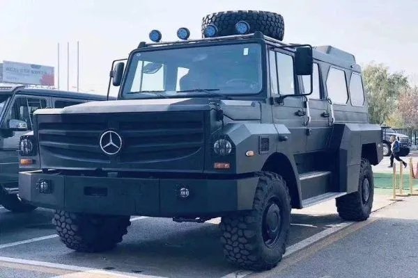 世界十大越野车排名 奔驰乌尼莫克外形霸气越野鼻祖