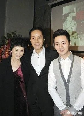 娱乐圈中哪些明星是师徒关系，很出乎大家的意料？