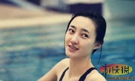 王丽坤被封素颜女神  娱圈最美的素颜女星