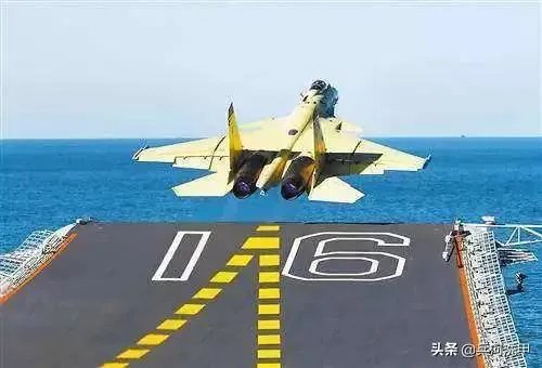 舰载机在航母上起飞的方向